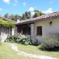 Gîte de Combelcau, le Fournil, hotel a Flaugnac