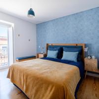 Blue by the River 3 - elegant two-bedroom in Santos, hotell i Cais do Sodré i Lisboa