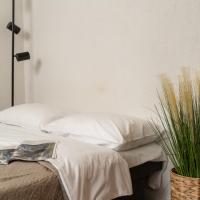 Air Apartment 304, hotel near Vilnius Airport - VNO, Vilnius