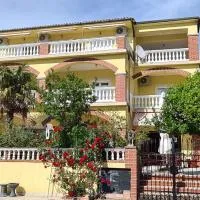 Bed & Breakfast BARBARA, hotel em Novi Vinodolski
