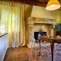 Relais Corte Guastalla Apartments, hotel di Sona