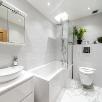 Stunning 2 Bed 2 Bath Luxury London Apartment!, hotel in Forest Hill, Forest Hill