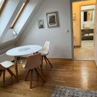 NEW Apartment Penthouse, hotell i Dejvice i Praha