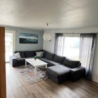 Hus sentralt i Lofoten, hotell i nærheten av Leknes lufthavn - LKN på Leknes