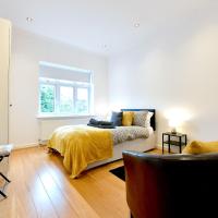 Hendon Escape Luxury Apartment with En-suite Bath