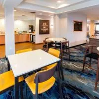 Fairfield Inn & Suites Bend Downtown, hotel di Bend