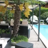 Maccagno con Pino e Veddasca में, होटल Albergo Paradiso