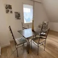 Studio lumineux de 35m2 au cœur de Solesmes, hotel v destinaci Solesmes