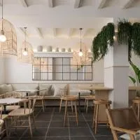Calendula Hotel & Apartaments, хотел в Сан Фелиу де Гиксолс