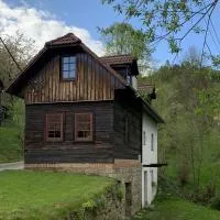 chalupa komora Lužná、Lužnáのホテル