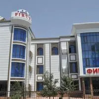 Firuz Hotel, хотел в Хужанд