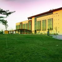 Lavanta Tepesi Hotel ve Spor Tesisleri, hotel near Cardak Airport - DNZ, Burdur