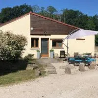 Gite Ecuries Vineuil Jump, хотел в Vineuil