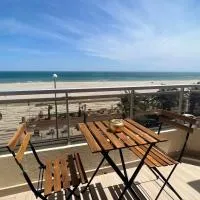 Viesnīca Appartement COSY, VUE MER avec Parking Privatif pilsētā Kanēanrusijona