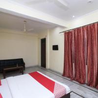 OYO Hotel Ayaan, hotel in zona Bareilly Helicopter Base - BEK, Bareilly