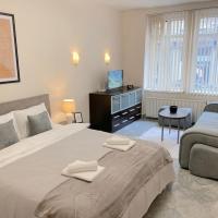 Top City Centre 1BR Apartment for 4 Guests & Fast Wifi, hotel en Paseo de los Adoquines Amarillos, Sofía