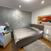 Airport Rooms Waldblick, hotel cerca de Aeropuerto de Colonia - Bonn - CGN, Colonia