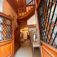 Hanole Guest House, hotel u gradu Ajvalik