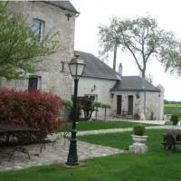 La Ferme des 3 Maillets โรงแรมในAvaray
