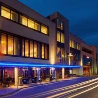 Sheraton Athlone Hotel، فندق في آثلون