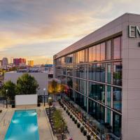 The ENGLiSH Hotel, Las Vegas, a Tribute Portfolio Hotel、ラスベガス、ラスベガス・ダウンタウン - フリーモント・ストリートのホテル
