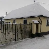Eva's Little House - Acasă la Tăticul Albinelor, hotel a Şinca Veche