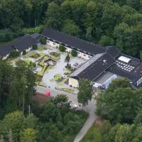 Rold StorKro – hotel w mieście Skorping