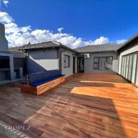 St Tropez Guest House – hotel w mieście Phuthaditjhaba