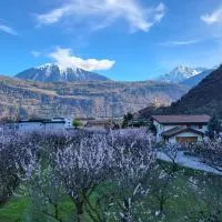 Les Cubes, hotelli kohteessa Martigny-Ville