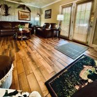 Browning Lambert Resort - Hatfield McCoy and Local Off-Road Trails, hotel poblíž Mercer County - BLF, Rock