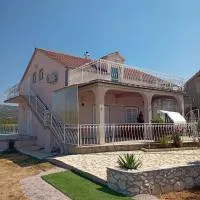 Vila Zagora, hotell i Drniš