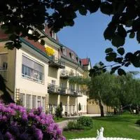 Kurhaus Dr. Petershofer, hôtel à Wolfsegg am Hausruck