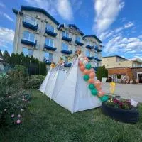Atena Hotel Costinesti โรงแรมในคอสติเนช