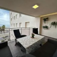 Cunit, front line with sea view, hotel a Cunit