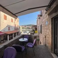 Residence Bella, hotel i Stari Grad