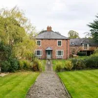 Gardener's House - Hawarden Estate, hotel em Hawarden