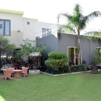 Cape Town Guest House, hotel di F-7 Sector, Islamabad