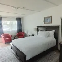White Fang Motel，瓦瓦镇的飯店
