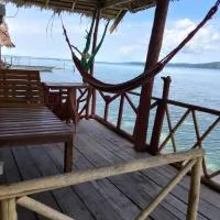 Daroyen Village, hotel en Kri