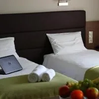 Hotel Pod Dębem, hotell Tarnówis