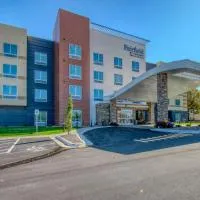 Fairfield Inn & Suites by Marriott Appleton, хотел в Епълтън