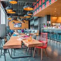 Moxy Aberdeen Airport โรงแรมในไดซ์