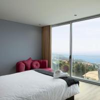 King´s View (Heated Pool and Sea View)