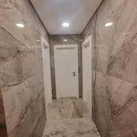הברון baron, hotel Risón Lecijónban