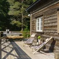 Koselig hytte med sjel på fjellet :), hotel i Tjørhom