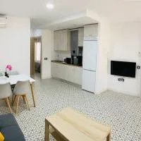 Al-Qazeres Suites, Hotel in Cáceres