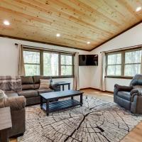 Hatfield Vacation Rental with Private Hot Tub!