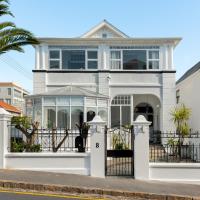 Neighbourgood Hill Suites, hotel di Three Anchor Bay, Cape Town