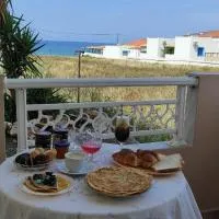 Toulas House, hotel din Elíka