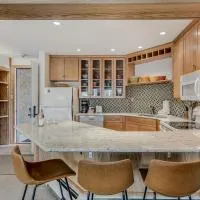 Laurelwood Condominiums 105, hotel in Snowmass Village